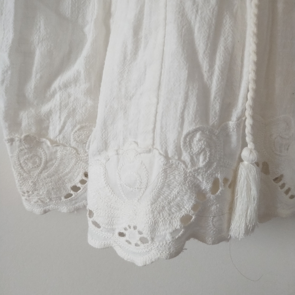 Pretty BAILEY 44 White Cotton Eyelet Flutter Sleeve Blouse L - Picture 3 of 5
